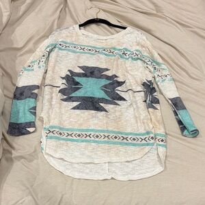 Boutique Aztec Pattern White & Teal Lightweight Women's Top